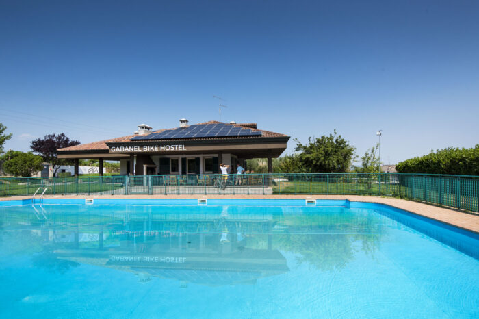 Bike Hostel - Ostello di Verona e lago di Garda con piscina